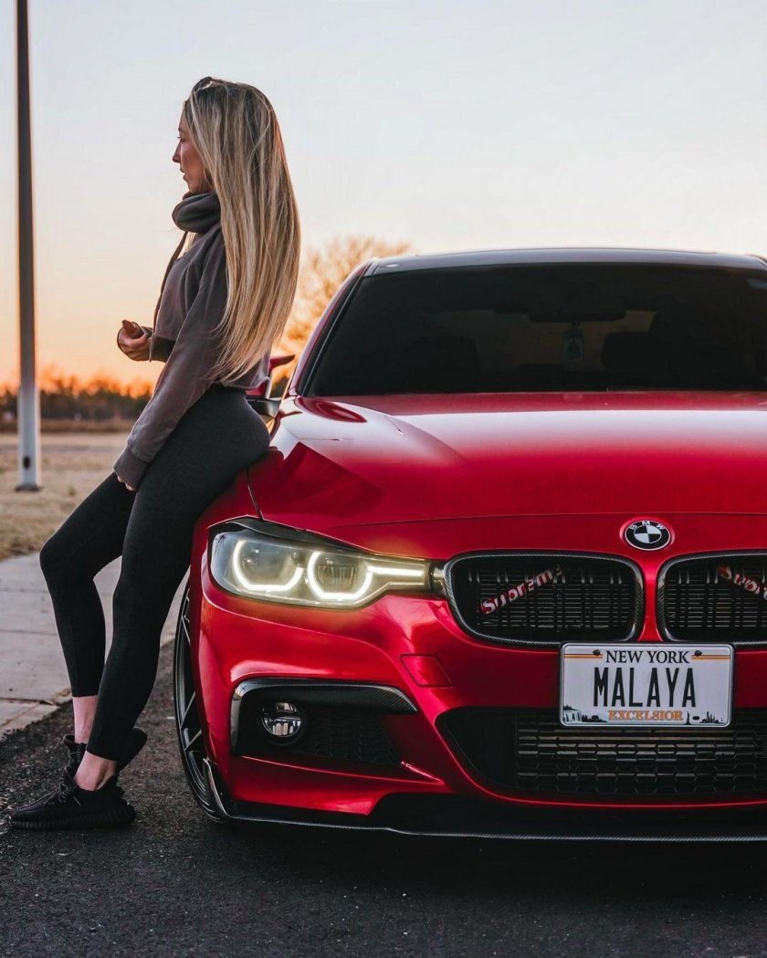 Девушка и БМВ