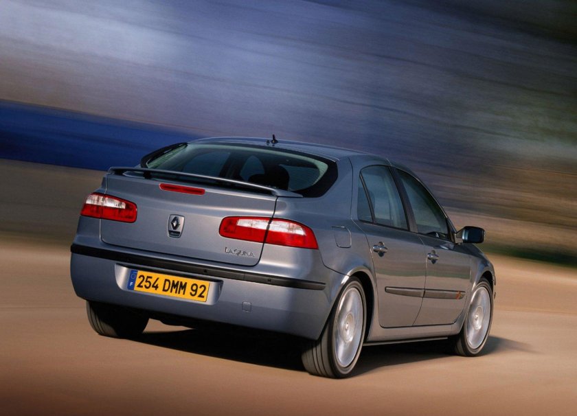 Renault laguna 2002 хэтчбек