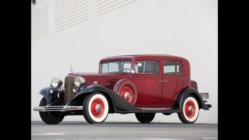 Cadillac v16 Imperial sedan 1933