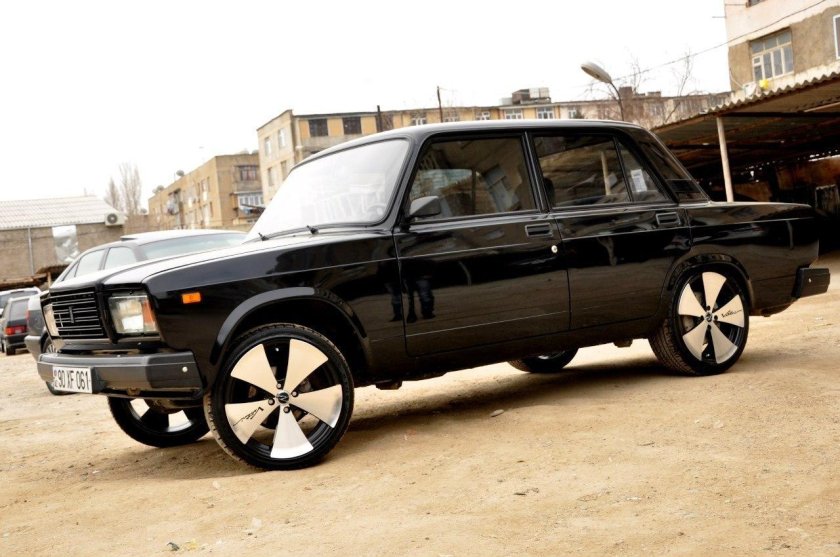 Бакинский передок ВАЗ 2107 черная