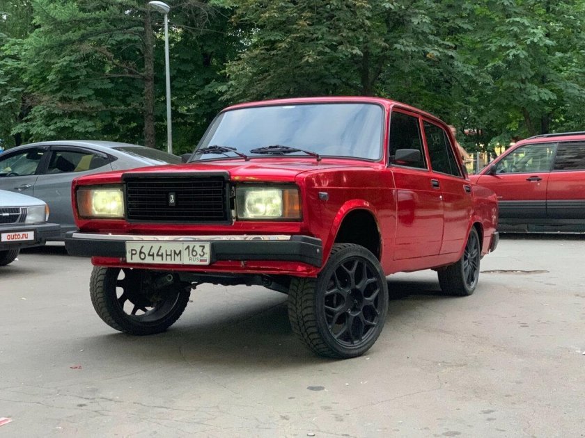 ВАЗ 2107 рыжая