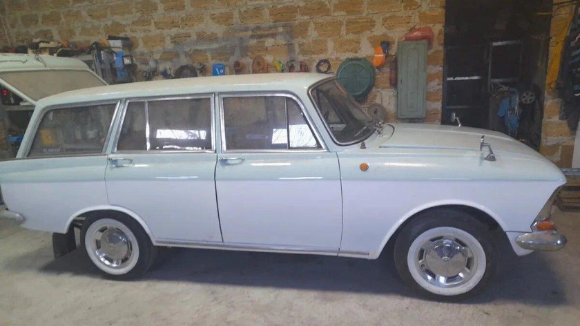 Москвич 426 янтарь