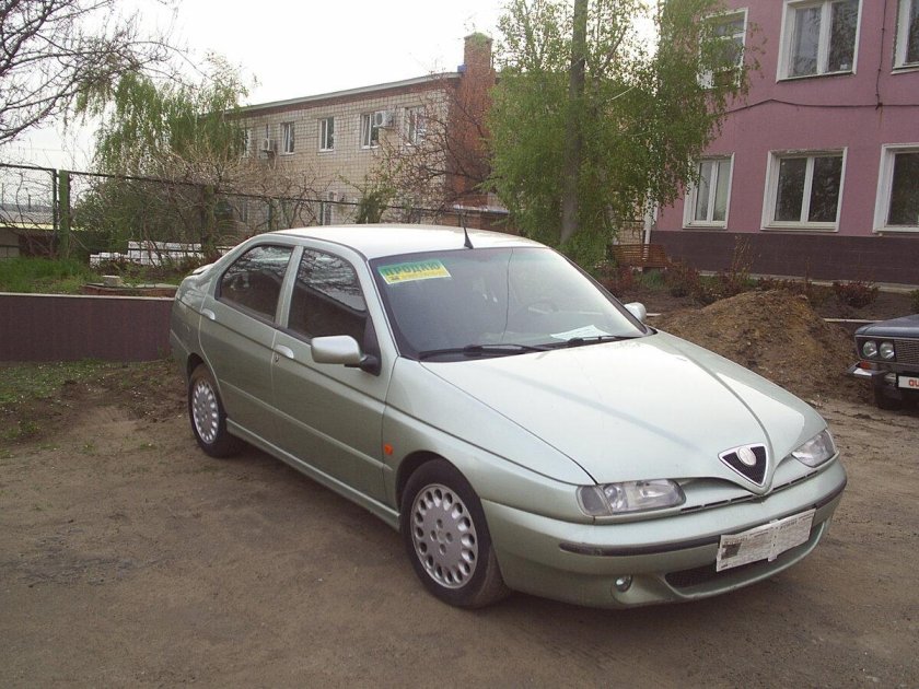 Рено Лагуна 1997 1.8 бензин отзывы