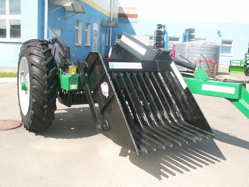 Камнеуборочная машина 4301а