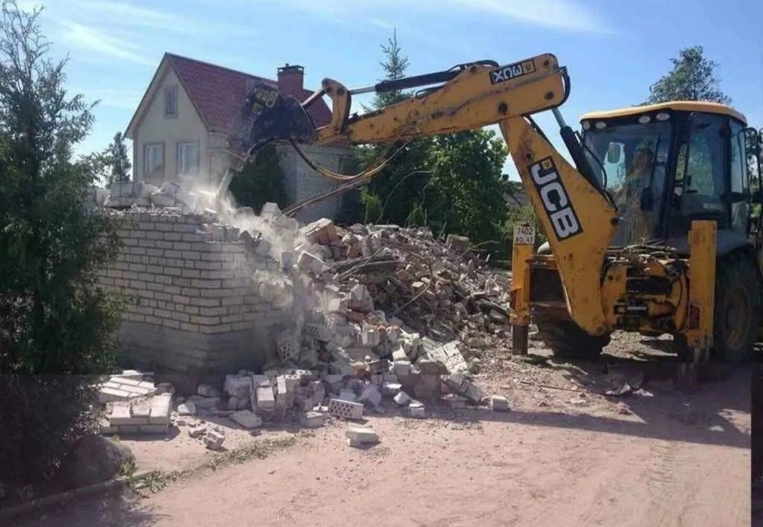 Демонтаж экскаватором