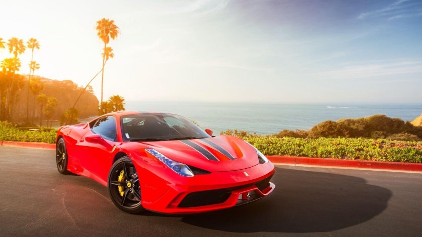 Красная Феррари 458