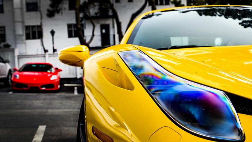 Феррари 458 желтая