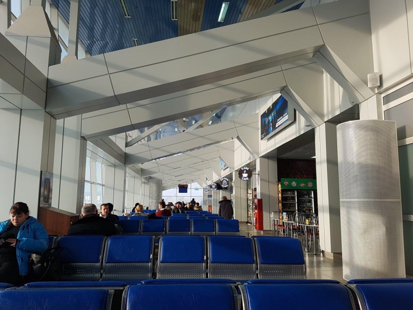 Международный аэропорт Иркутск, Иркутск