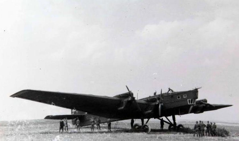 Советский бомбардировщик тб3 самолет