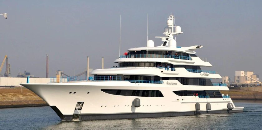 Royal Romance яхта