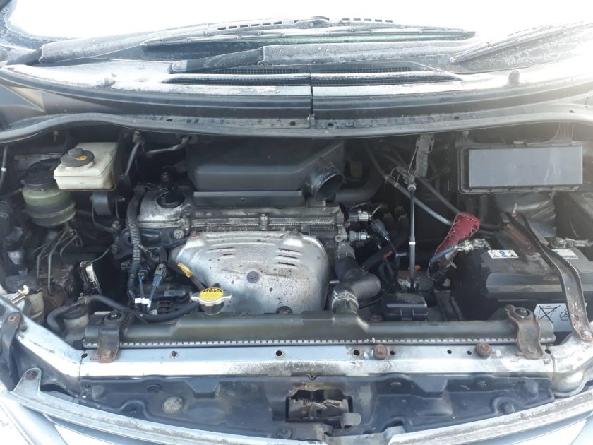 Toyota previa под капотом
