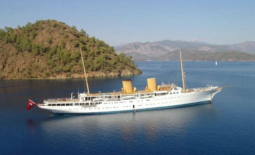 Яхта Ататюрка Саварона