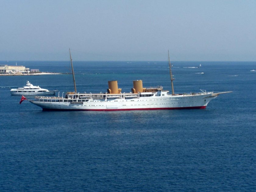 Яхта Ататюрка Саварона