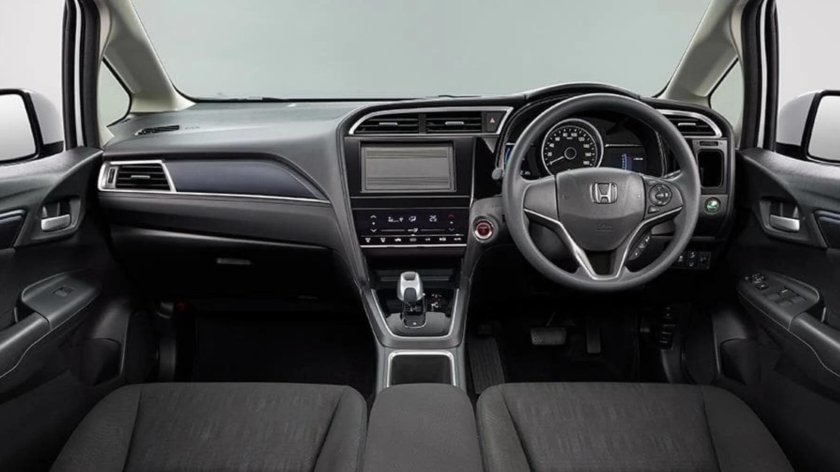 Honda Shuttle Hybrid 2020