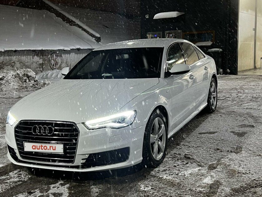 Белая ауди а 6