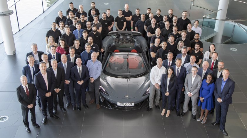 Производственный центр MCLAREN В Уокинге (Великобритания)