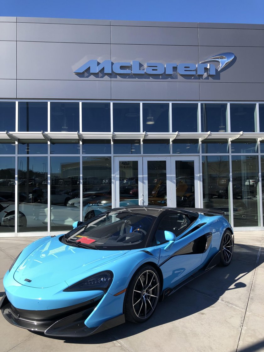 MCLAREN 600lt Blue