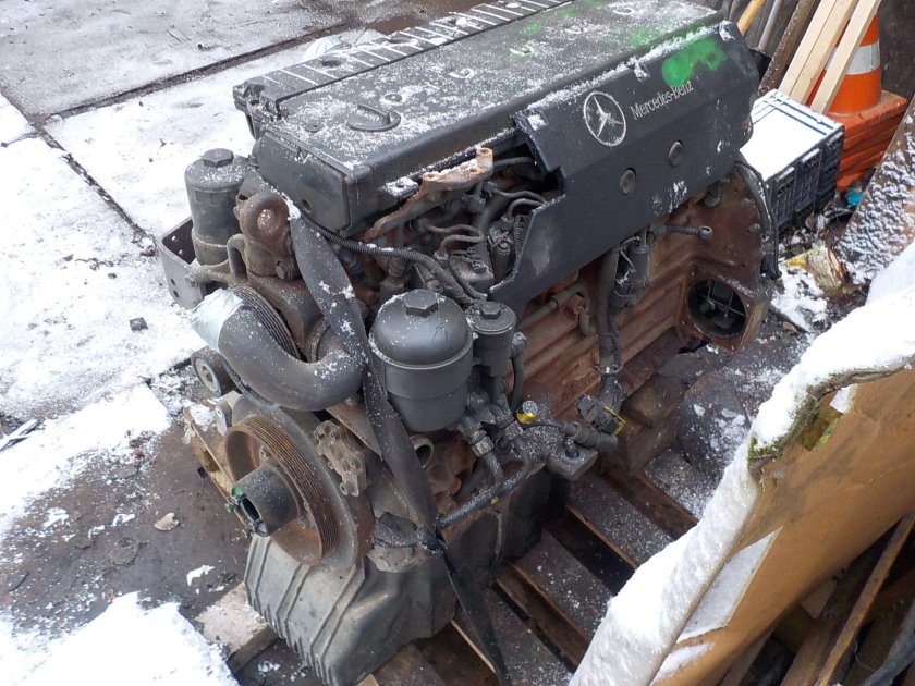 Двигатель Mercedes-Benz om906la