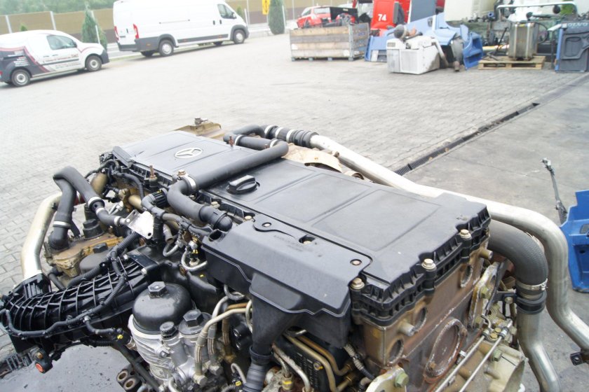 Мерседес Актрос мп4 двигатель