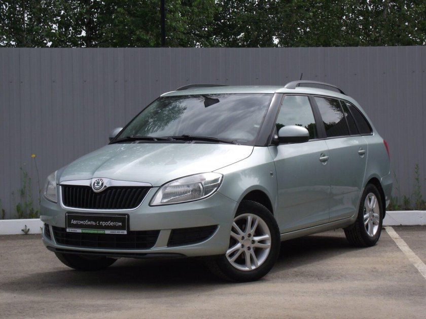 Шкода Фабия 2 универсал