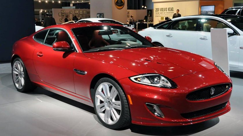 Ягуар трехдверный