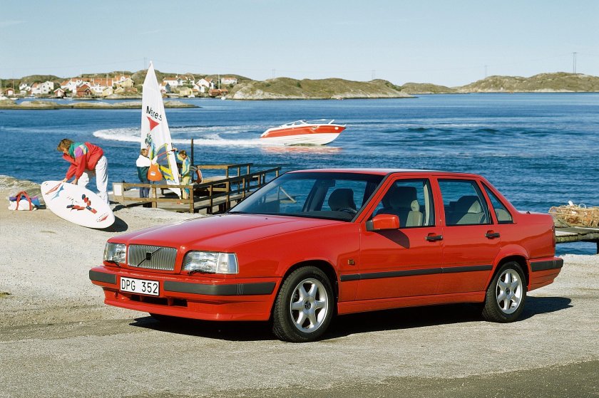 Вольво 850 седан