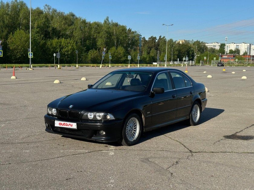 Бмв 5 2003