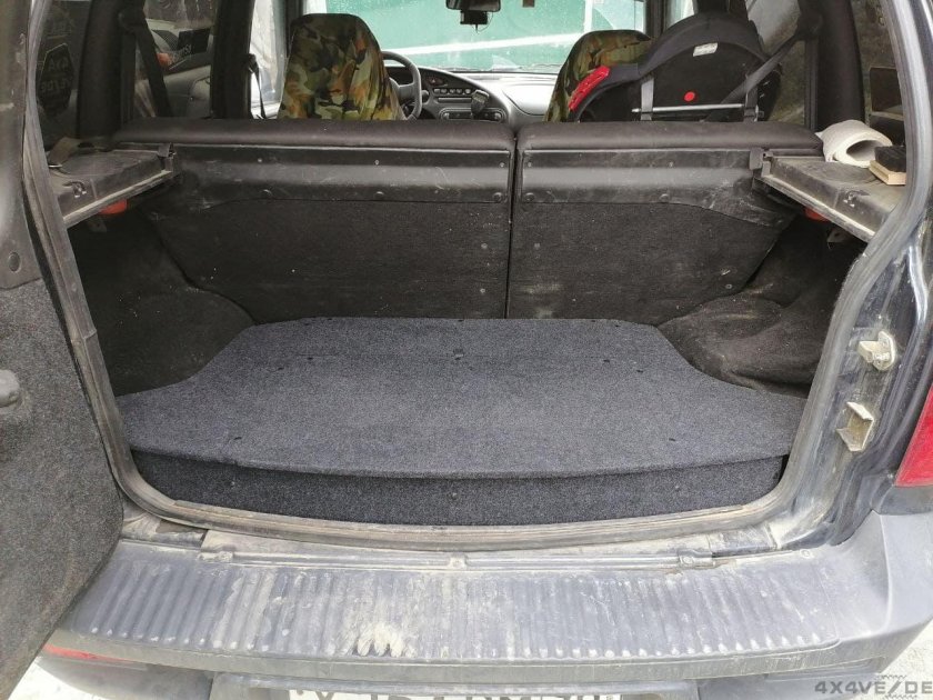 Органайзер в багажник Шевроле Нива