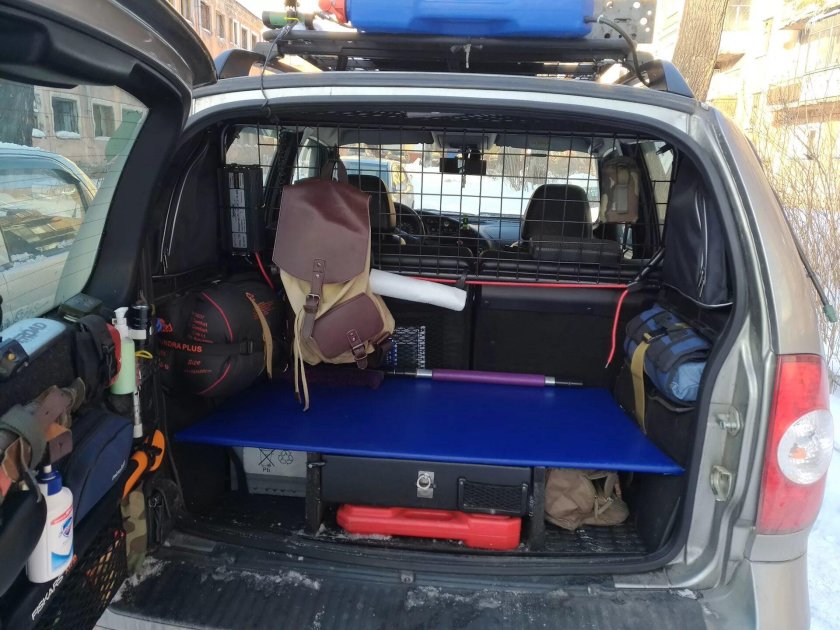 Chevrolet Niva багажник