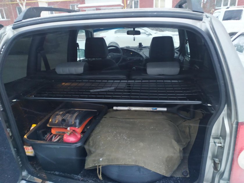 Полка в багажник Нива Шевроле