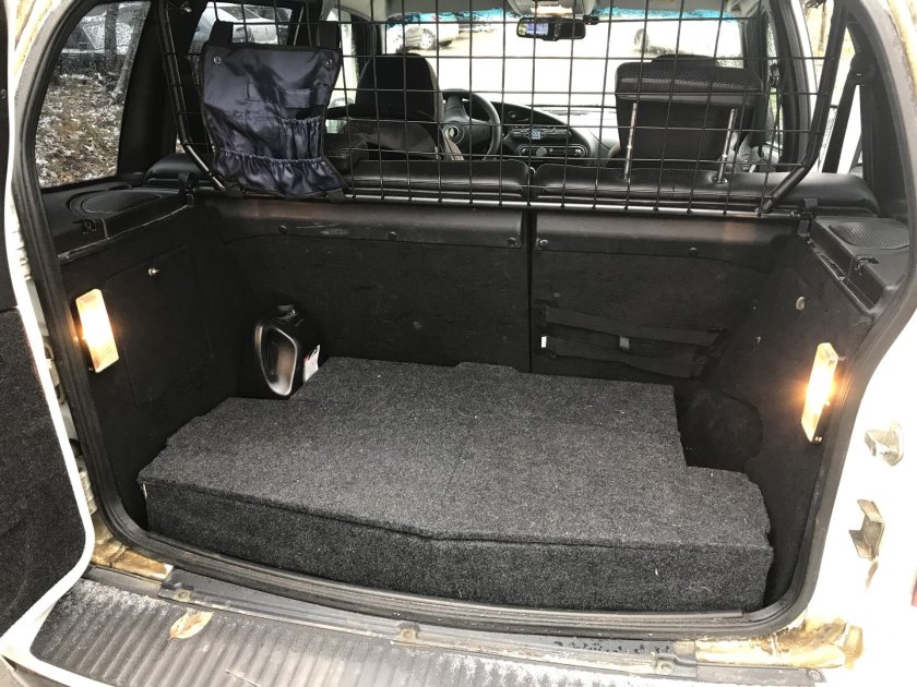 Нива 3131 багажник