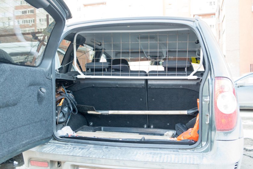 Решетка в багажник Шевроле Нива