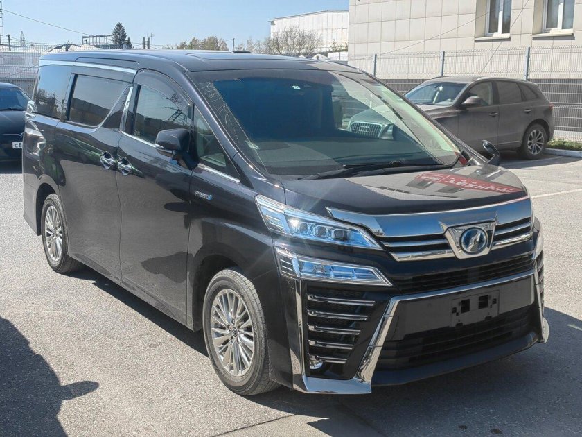 Alphard hybrid