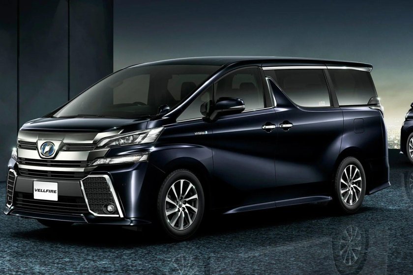 Минивэн Toyota Vellfire