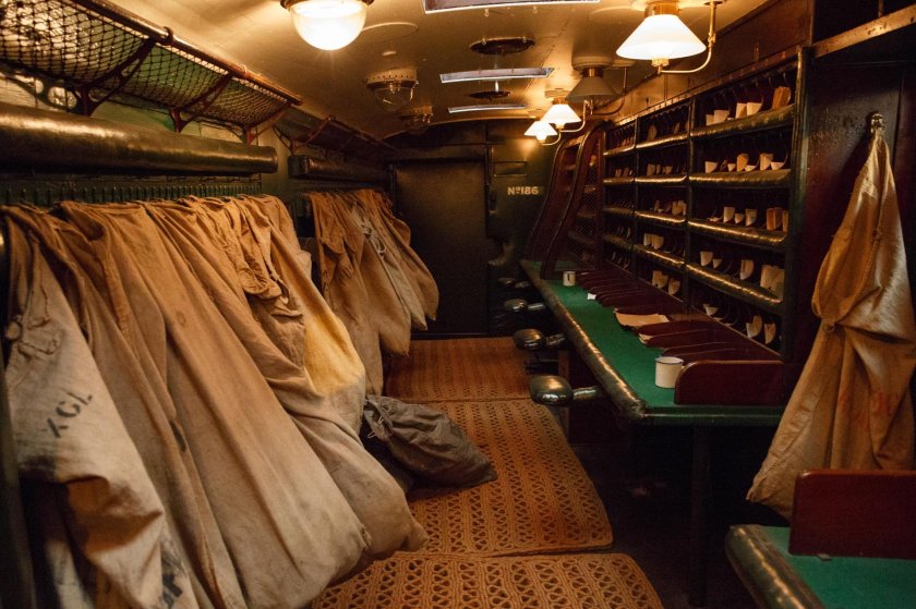 Вагон 1905 года внутри