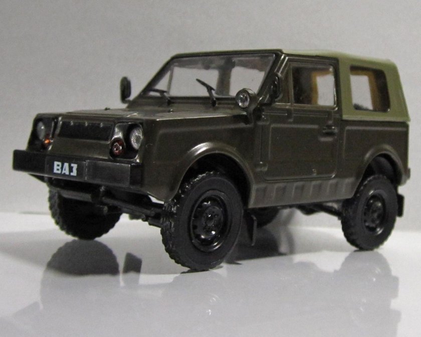 ВАЗ 2122. Сбоку