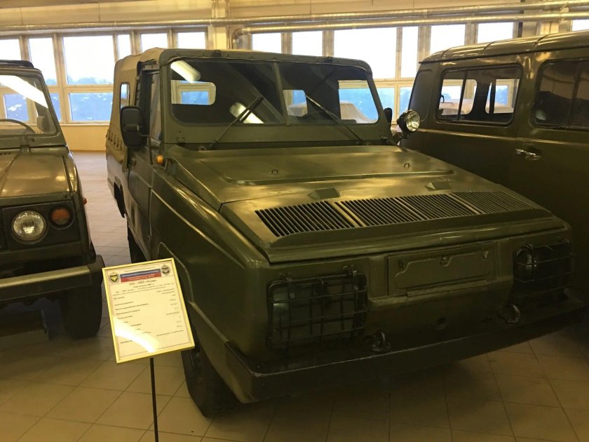 ВАЗ 2122 река