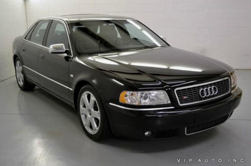 Audi s8 2000