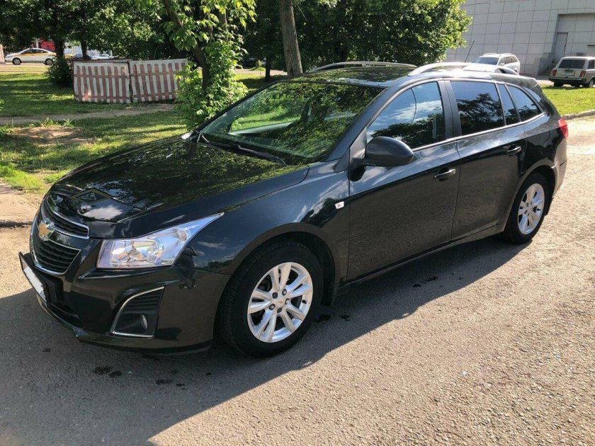 Шевроле Круз универсал 2014