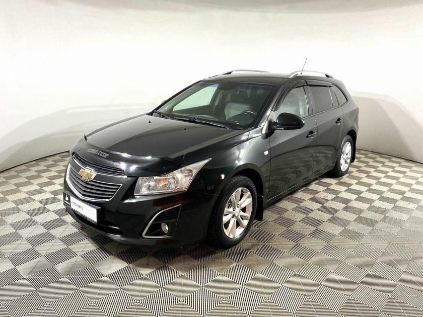 Шевроле Круз универсал черный