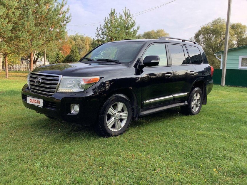 Toyota Land Cruiser 200 2006
