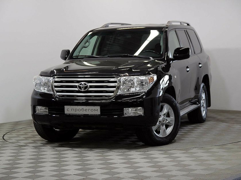 Toyota Land Cruiser 200 2011