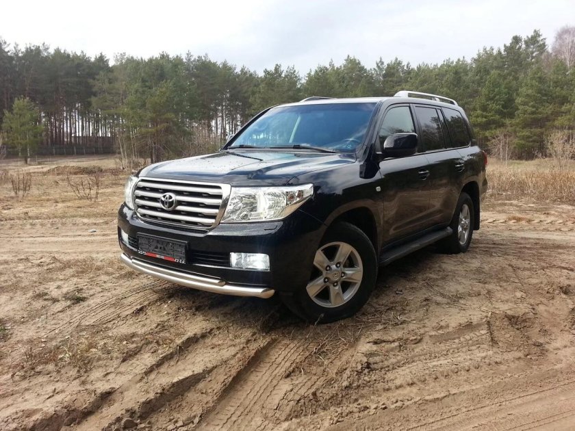 Toyota Land Cruiser 200