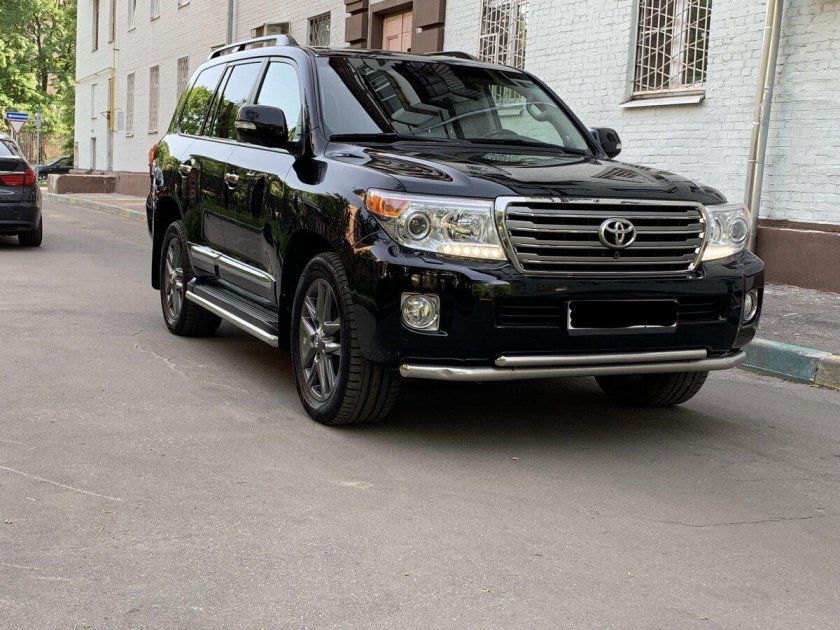 Toyota Land Cruiser 200 Restyling