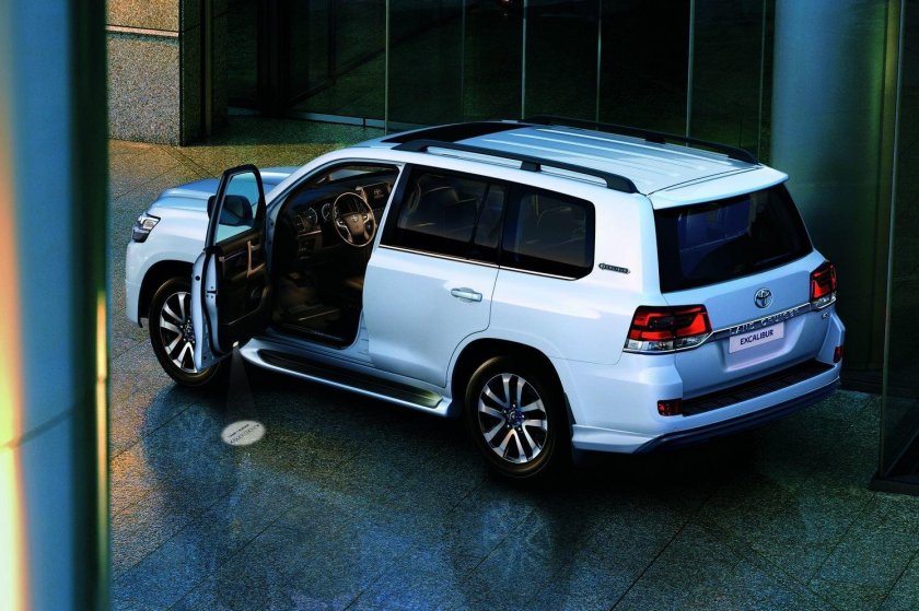 Toyota Land Cruiser Toyota Land Cruiser 200 Экскалибур