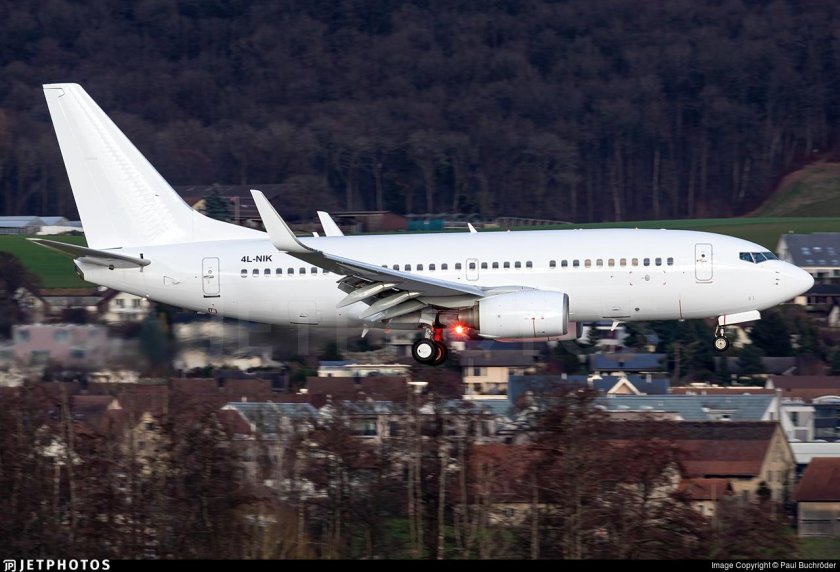 Georgian Airways 737