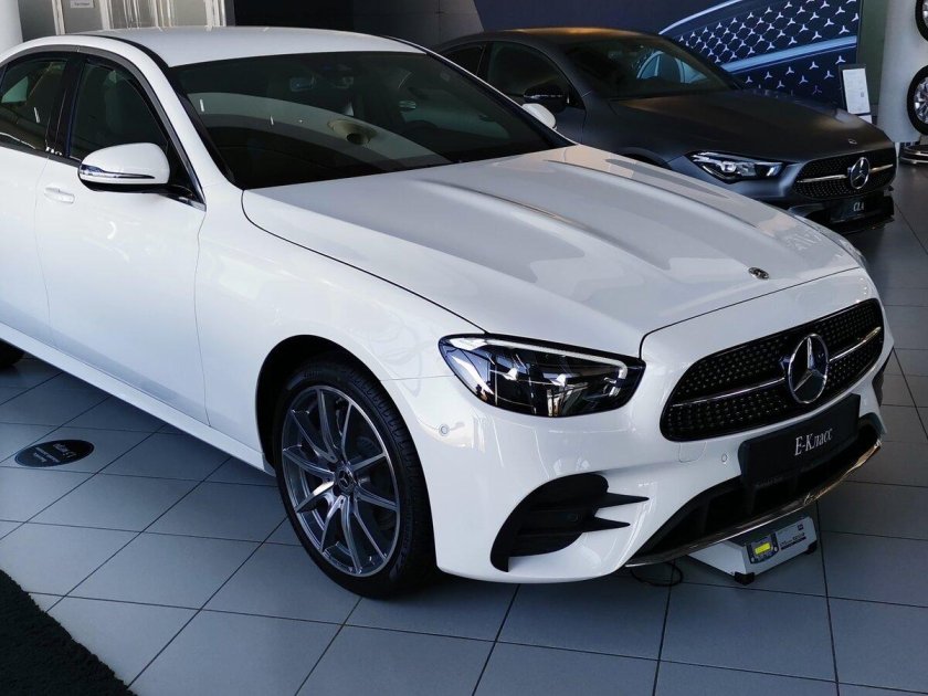 Мерседес бенц е класс 2021