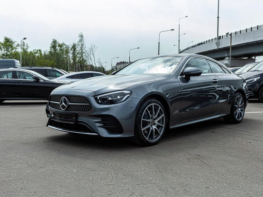 Mercedes вс серый