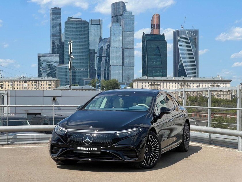 Мерседес EQS 580 2022