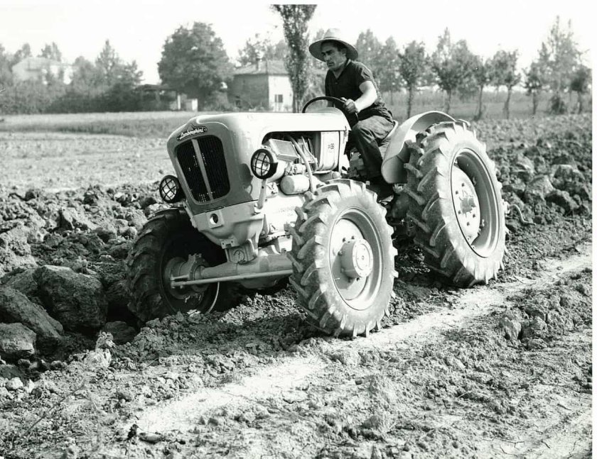 Ферруччо Ламборджини трактор